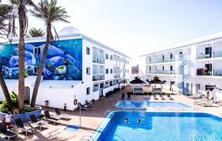 Surfing Colors - Corralejo