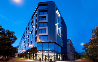 Q Hotel Plus - Wroclaw