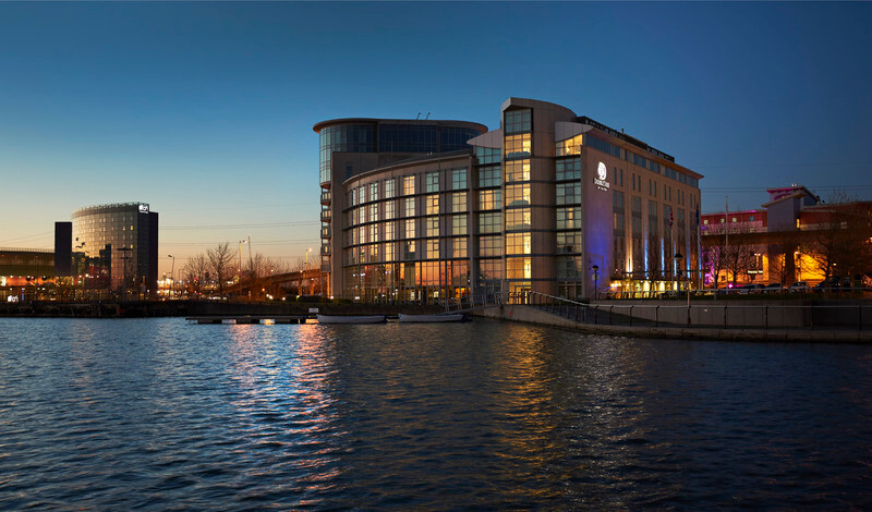 DoubleTree By Hilton London Excel photo 1