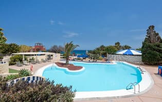 LIVVO Risco del Gato Suites