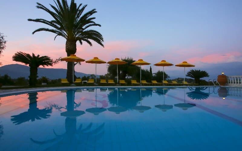 Paradise Hotel