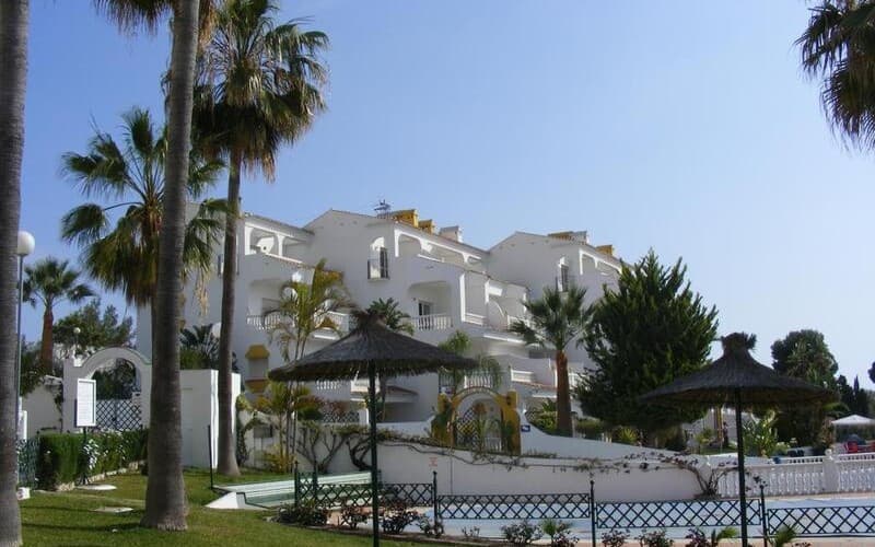 Las Rosas de Capistrano