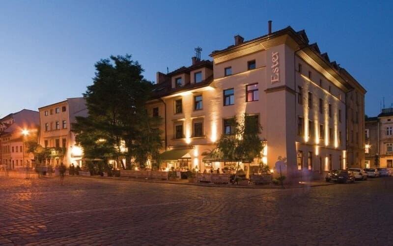 Ester Hotel