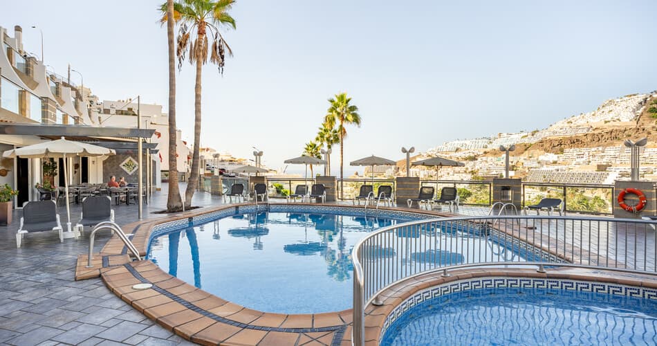 Cala Nova Apartments