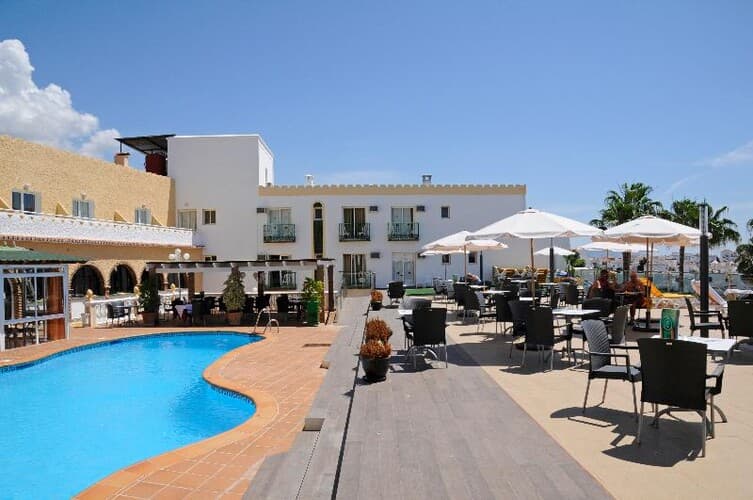 Nerja Club by Dorobe